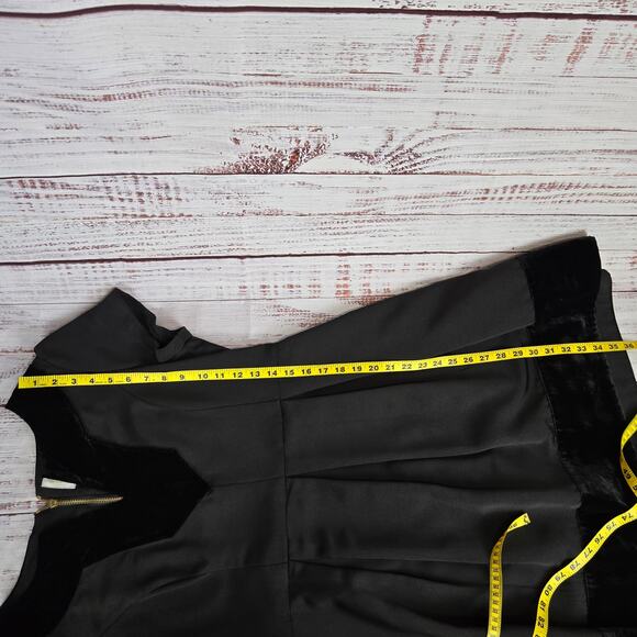 STS Sail to Sable Black Velvet Trim Dress Sz 10 Pleated Split V-Neck Whimsigoth - Picture 9 of 10